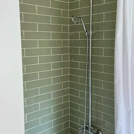 Oda ve Kahvaltı Sebuzinka