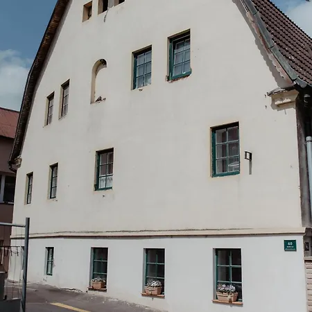 Sebuzinka Frühstückspension 3*